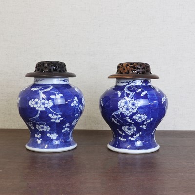 Lot 55 - A pair of Chinese blue and white jars