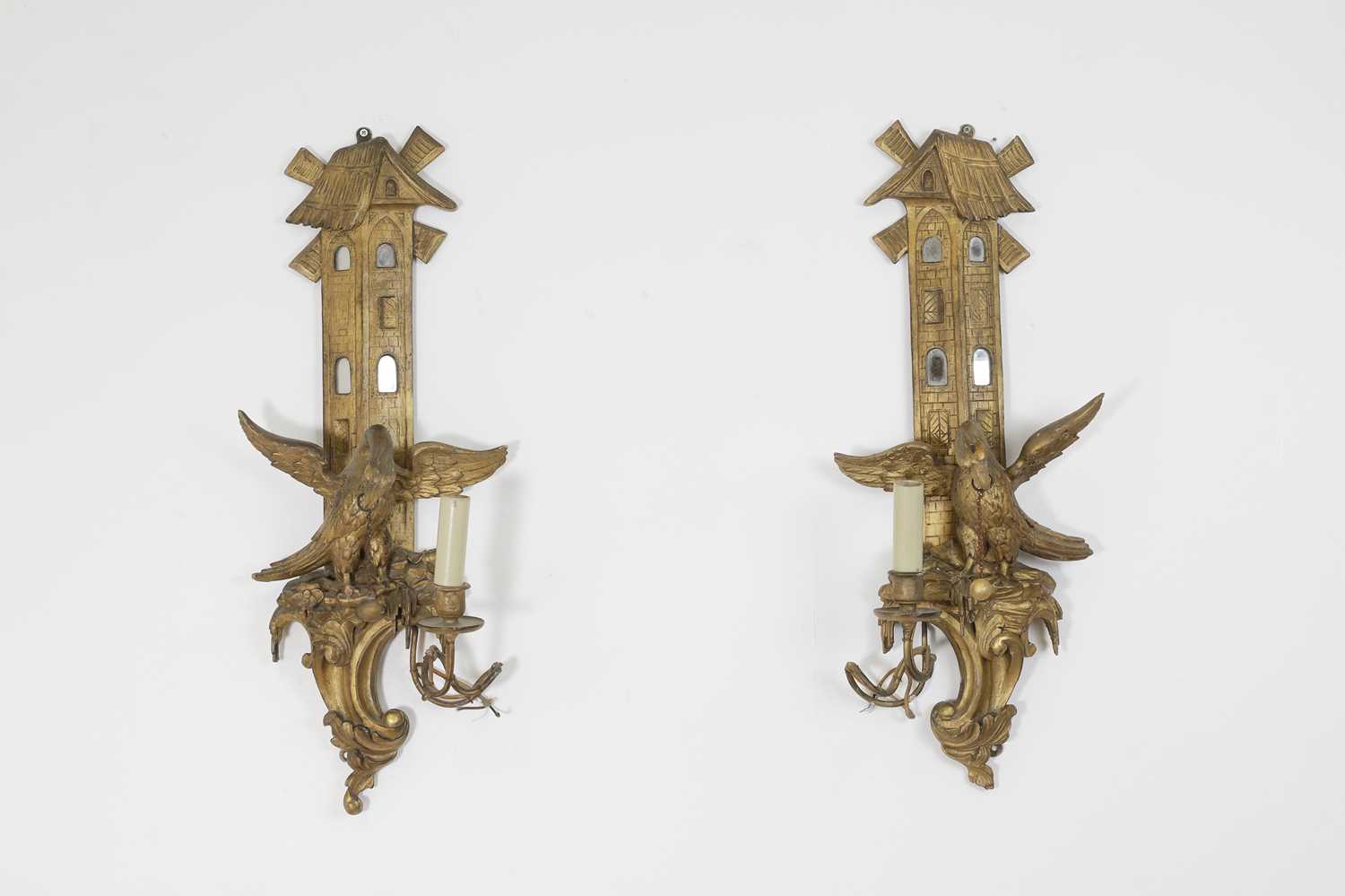 Lot 141 - A pair of carved giltwood wall lights