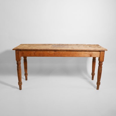 Lot 264 - 'The Warner Dailey table'