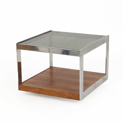 Lot 649 - A Merrow Associates glass and chrome side table