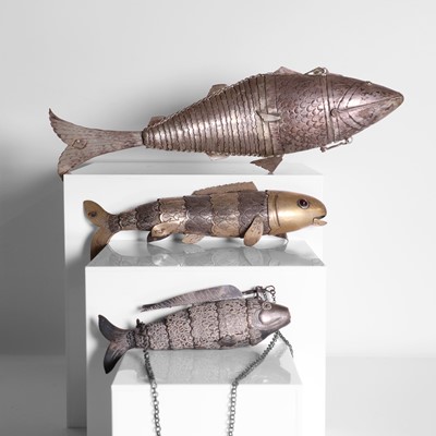 Lot 262 - Two silver articulated fish