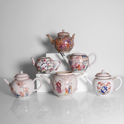 Lot 122 - A collection of six Chinese porcelain teapots