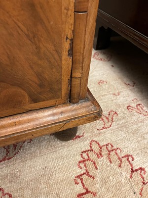 Lot 31 - A George I walnut chest of drawers