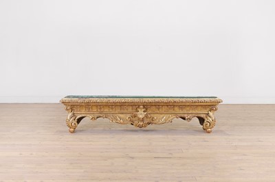 Lot 535 - A giltwood planter