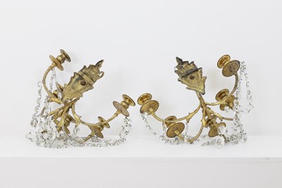 Lot 530 - A pair of gilt-metal and glass wall lights
