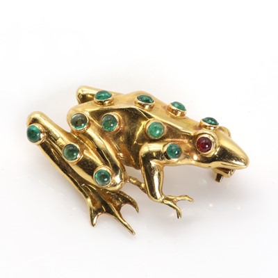 Lot 68 - An 18ct gold emerald and ruby frog brooch, by Theo Fennell