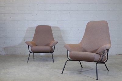 Lot 293 - A pair of 'Hai' lounge chairs