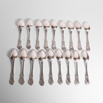 Lot 115 - A composed Russian silver and silver-gilt table service