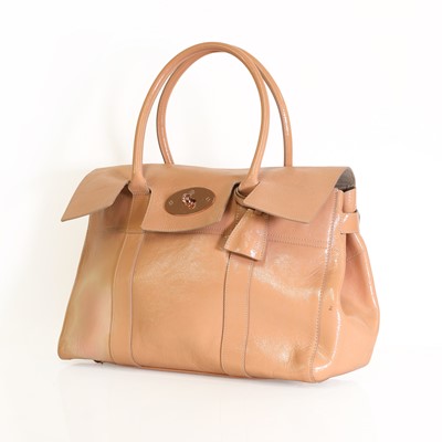 Lot 1577 - A Mulberry nude wrinkled patent leather Bayswater
