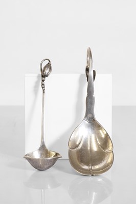 Lot 135 - A Georg Jensen sterling silver 'No. 21' pattern ladle