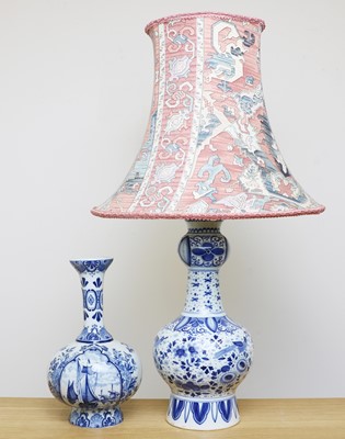 Lot 86 - A Delft porcelain onion vase