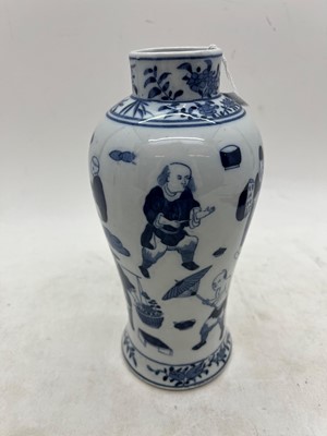 Lot 118 - A collection of Chinese blue and white