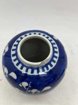 Lot 118 - A collection of Chinese blue and white