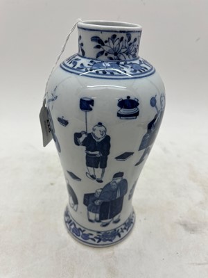 Lot 118 - A collection of Chinese blue and white