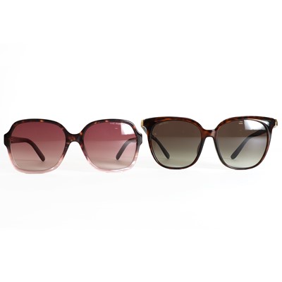 Lot 320 - A pair of Jimmy Choo 'Wilma F/S' sunglasses