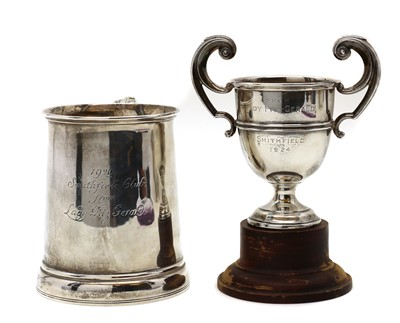 Lot 5 - A Victorian silver glass bottomed mug