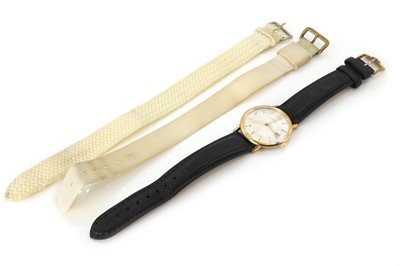 Lot 295 - A gentlemen's gold plated Omega mechanical strap watch