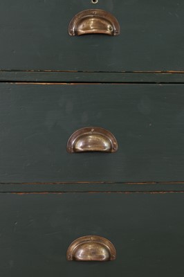 Lot 463 - A painted pine cupboard