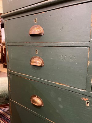 Lot 463 - A painted pine cupboard