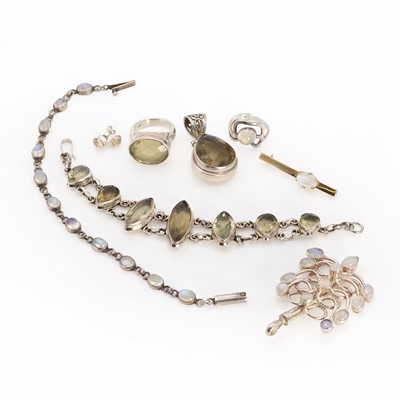 Lot 1353 - A collection of silver, gold, moonstone and quartz  jewellery