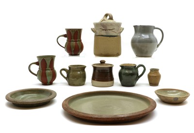 Lot 211 - A collection of studio pottery