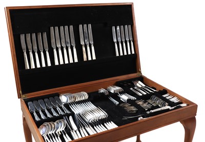 Lot 52 - A canteen of silver flatware