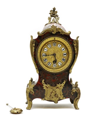 Lot 129 - A French Boulle work mantel clock