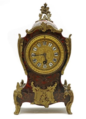 Lot 129 - A French Boulle work mantel clock