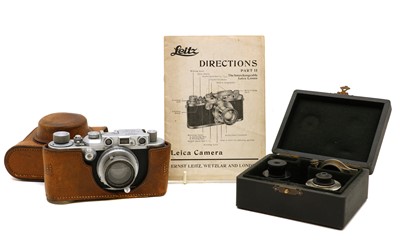 Lot 164 - A Leica IIIA Rangefinder camera
