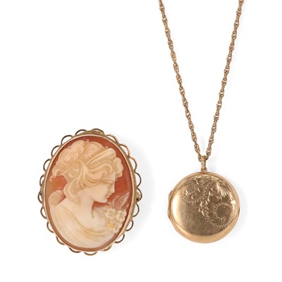Lot 151 - A 9ct gold locket and chain and a 9ct gold cameo brooch/pendant