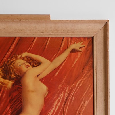 Lot 331 - A Marilyn Monroe 'Red Velvet' tray