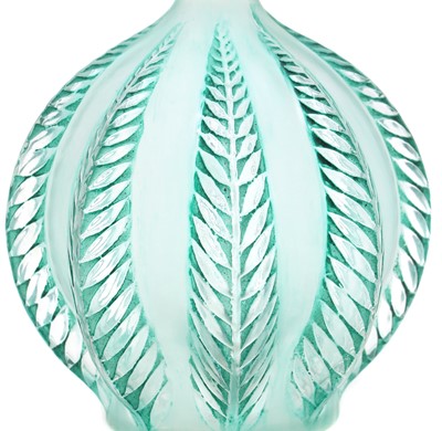 Lot 263 - A Rene Lalique Malines glass vase