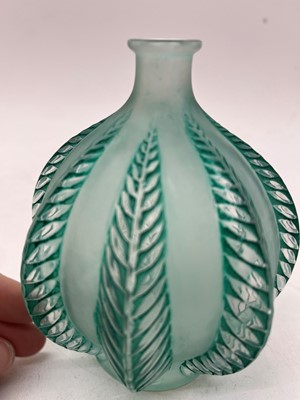 Lot 263 - A Rene Lalique Malines glass vase