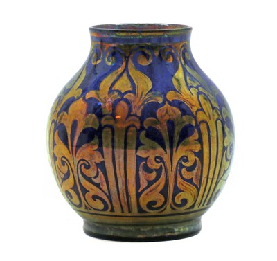 Lot 91 - A Pilkington's Royal Lancastrian Pottery lustre vase