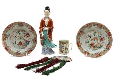 Lot 97 - A group of Chinese famille rose porcelain