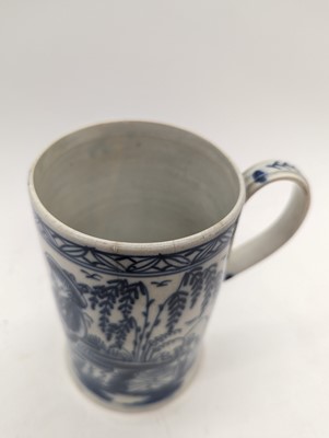 Lot 90 - A collection of blue and white ceramics