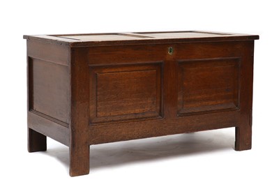 Lot 438 - An Jacobean-style oak coffer