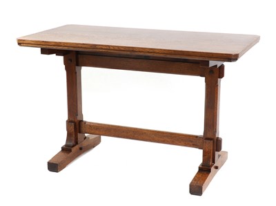 Lot 400 - An oak side table