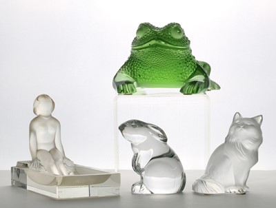 Lot 260 - A Lalique green glass model of a toad