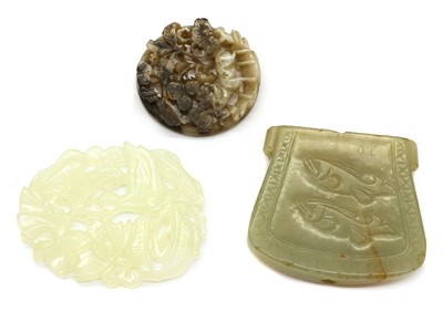 Lot 160 - A collection of Chinese hardstone carvings