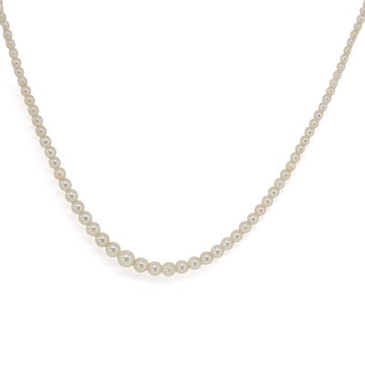 Lot 133 - A single row cultured pearl necklace