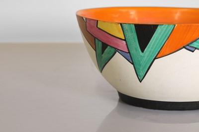 Lot 126 - A Clarice Cliff Latona ware fruit bowl