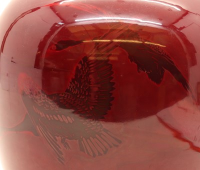 Lot 216 - A Bernard Moore flambe urn