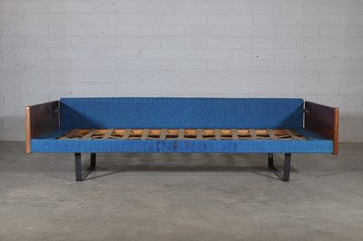Lot 193 - A daybed