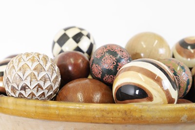 Lot 436 - A collection of decorative balls