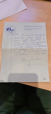 Lot 231 - A Chamberlain's Worcester porcelain vase