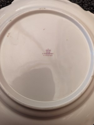 Lot 246 - A composed porcelain dessert service