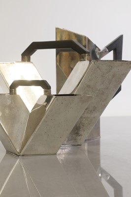 Lot 133 - An Art Deco electroplate three-piece teaset