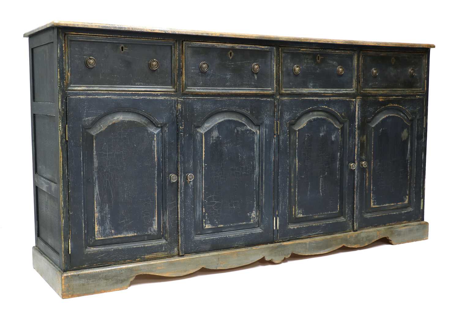 painted oak sideboard        
        <figure class=