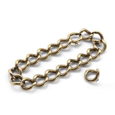 Lot 262 - A 9ct gold solid curb link bracelet